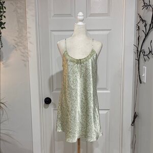 Vintage Oscar de la Renta Sage Green Patterned Chemise